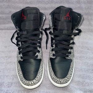 Nike air Jordan 1 Retro “black elephant print” sz7 youth